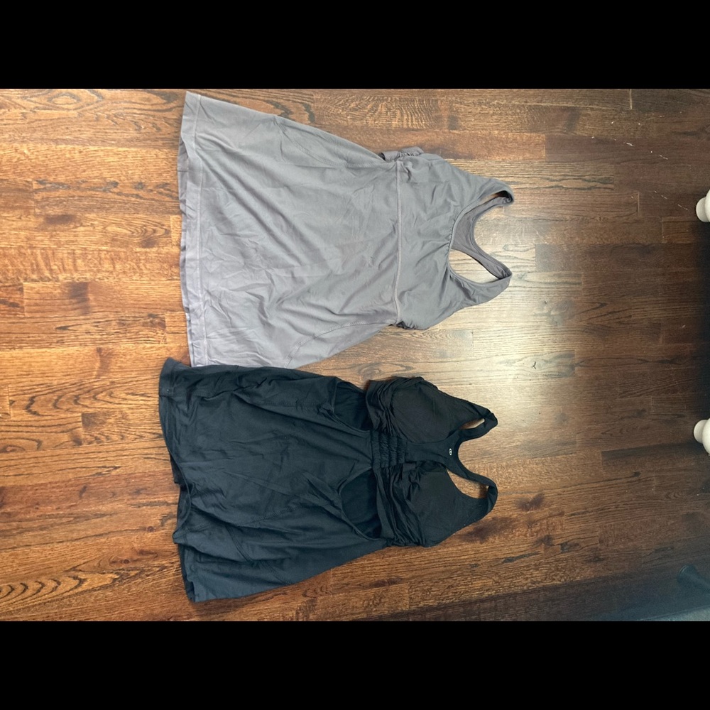 Lululemon workout tanks